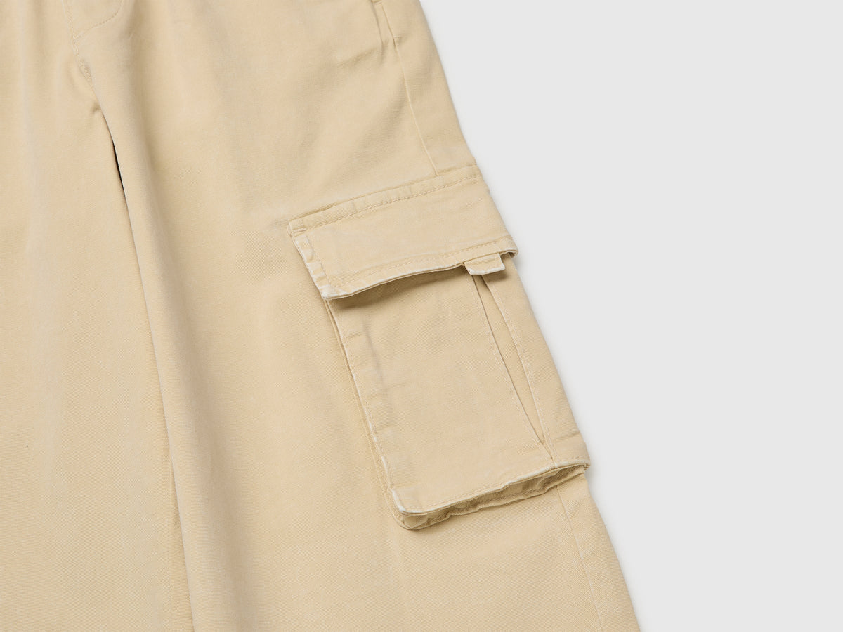 Pantaloni cargo con coulisse