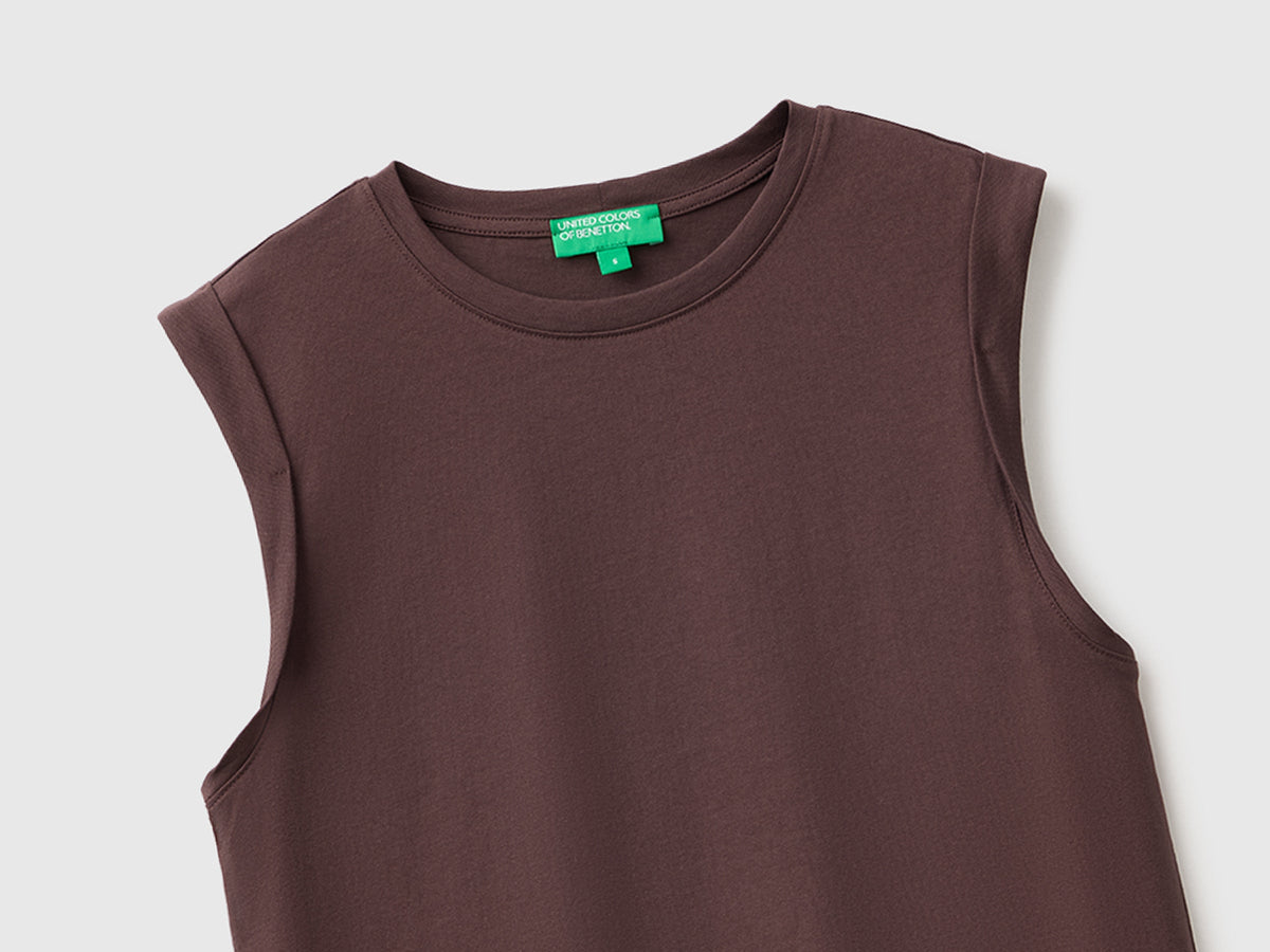 T-shirt smanicata
