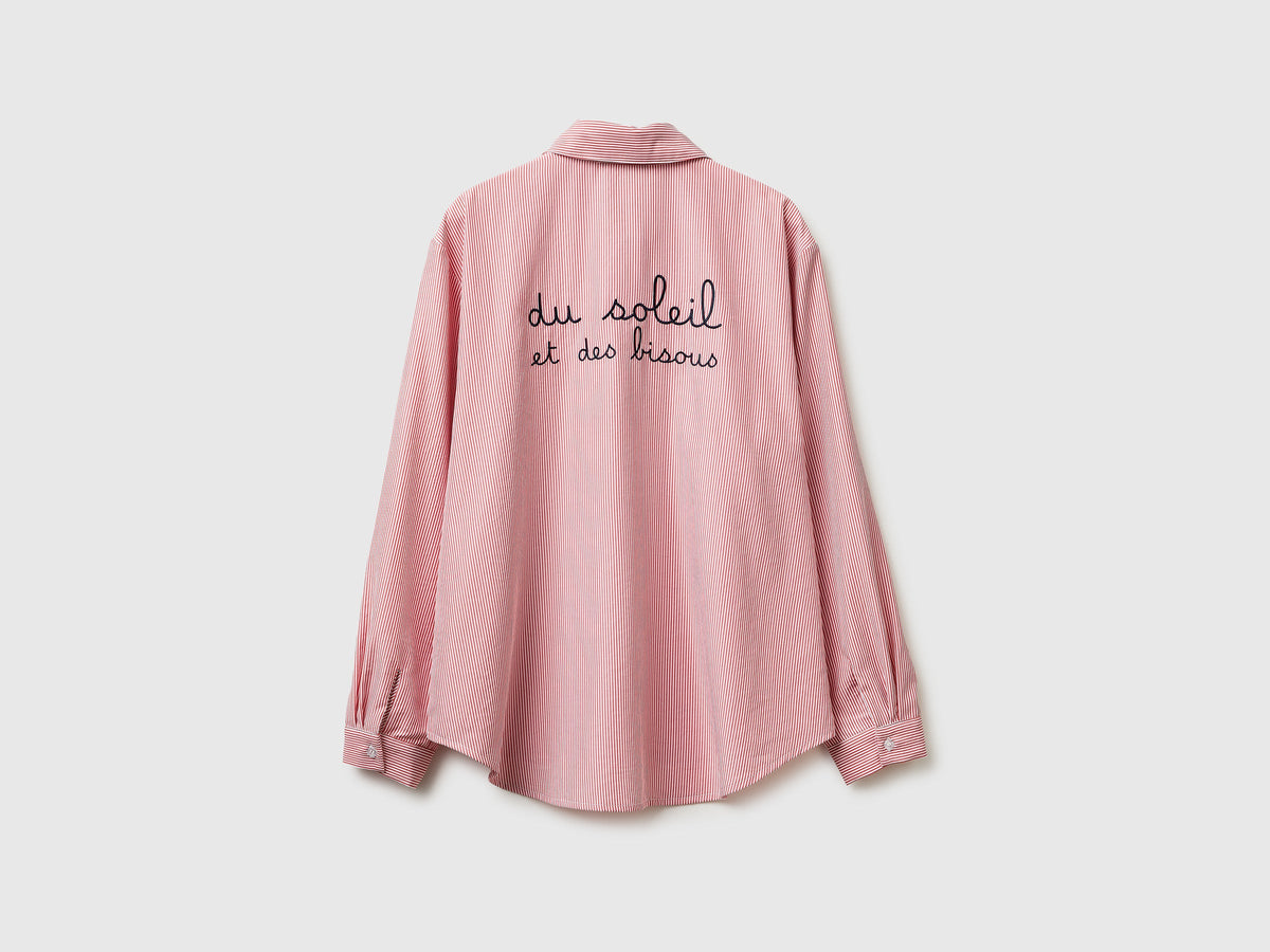 Camicia a righe con ricamo dietro