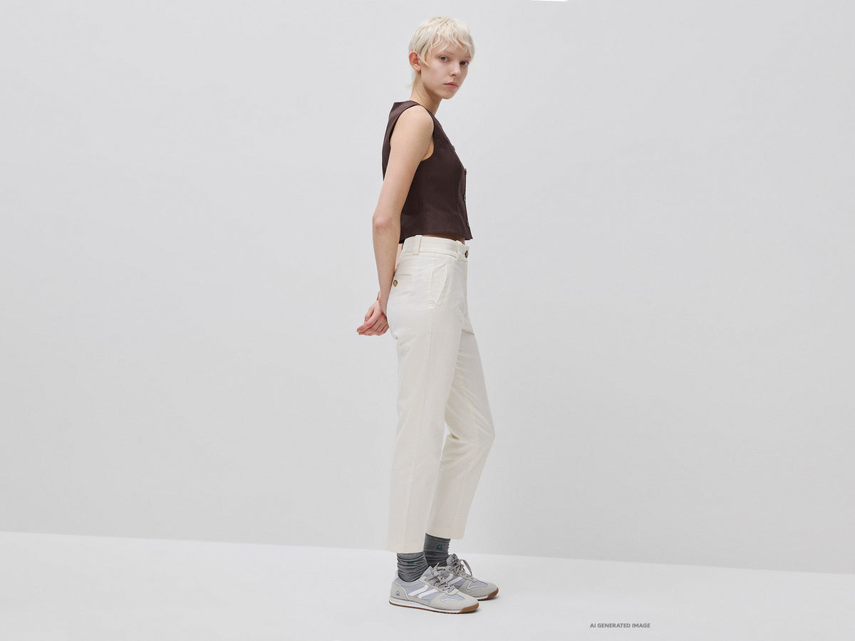 Gilet girocollo con bottoni