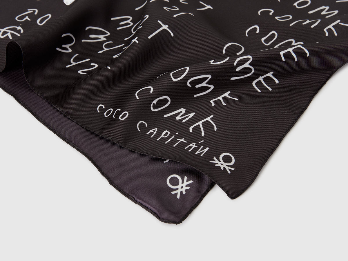 Foulard nero con scritte Coco Capitán