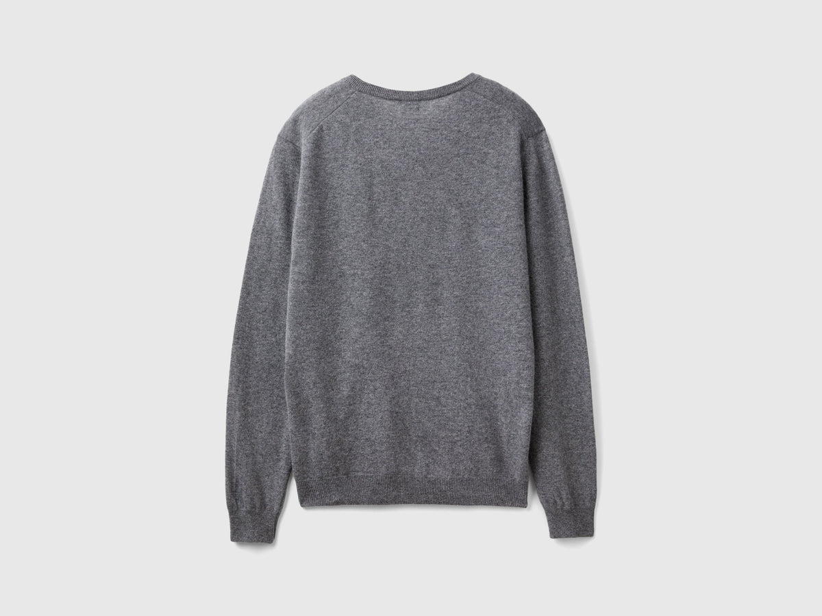 Maglia scollo a V grigia in pura lana Merino