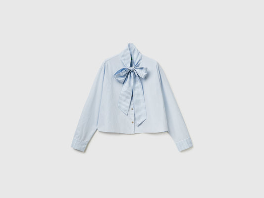 Camicia crop a righe con fiocco