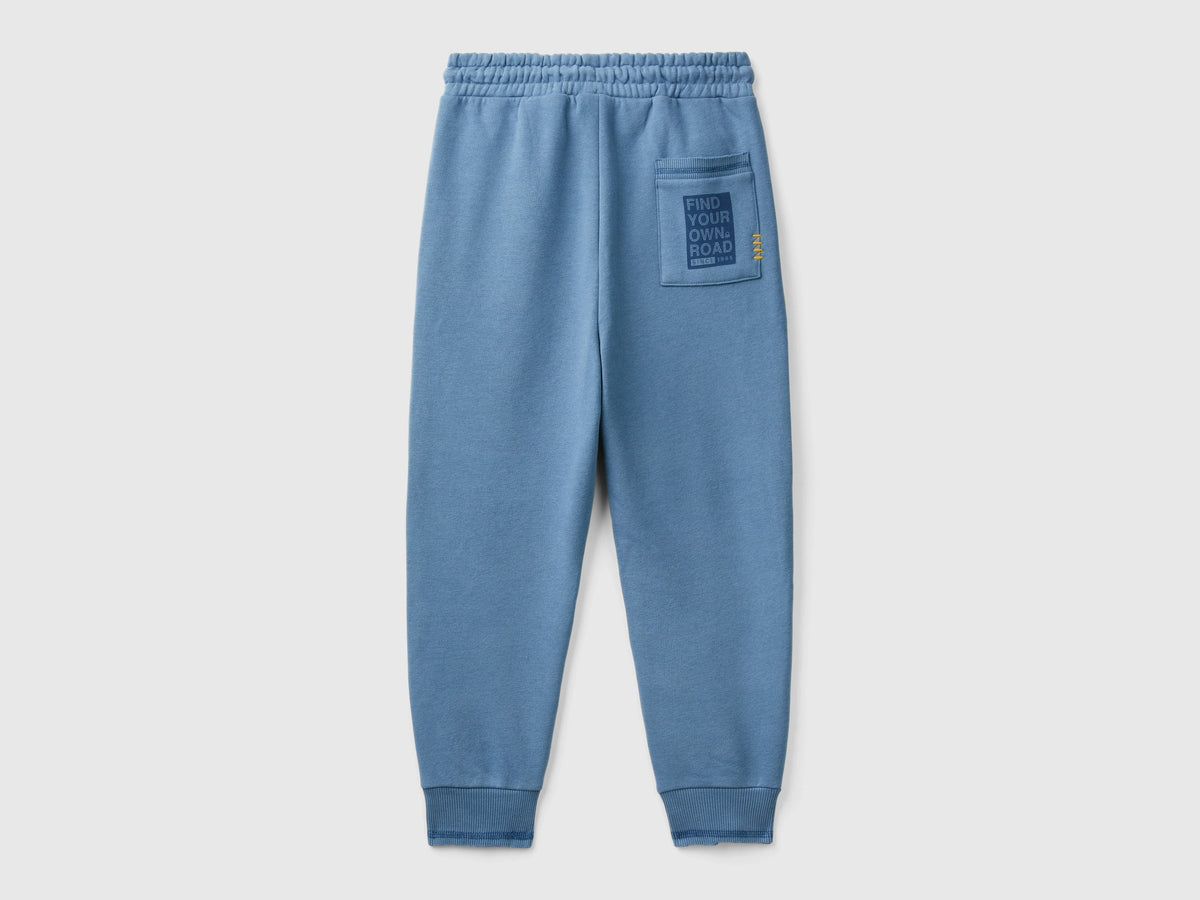 Pantaloni in calda felpa con stampa