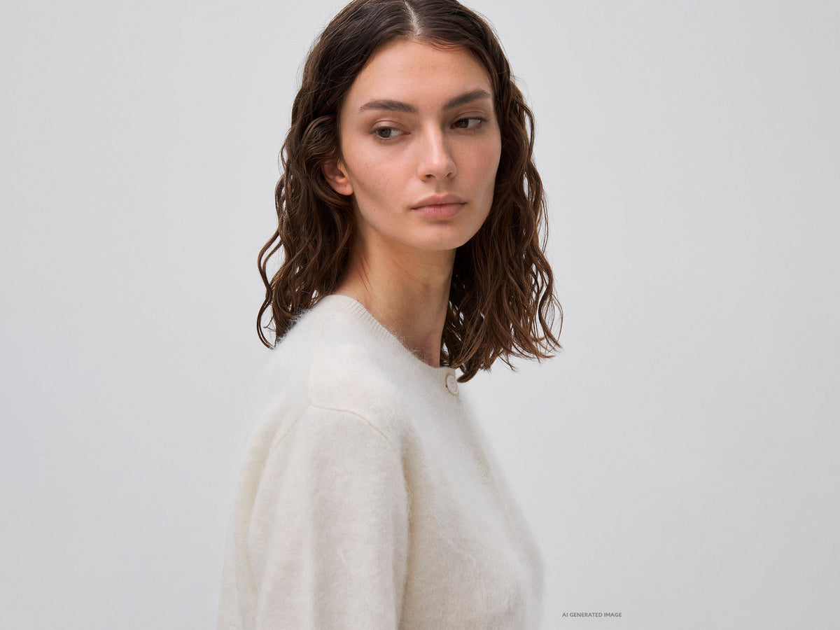 Cardigan in lana, cashmere e seta