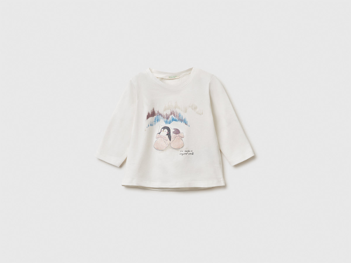 T-shirt con stampa glitterata