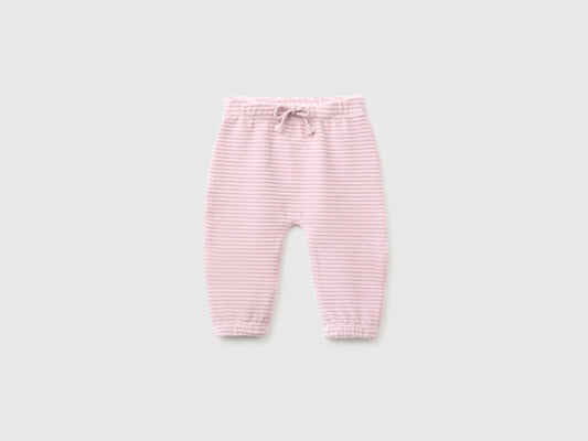 Pantaloni in ciniglia con ricamo dietro