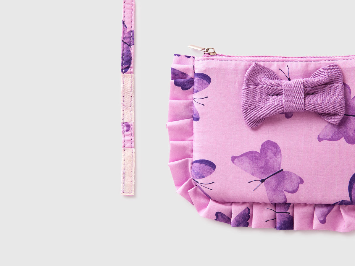 Borsa con rouches e fiocco