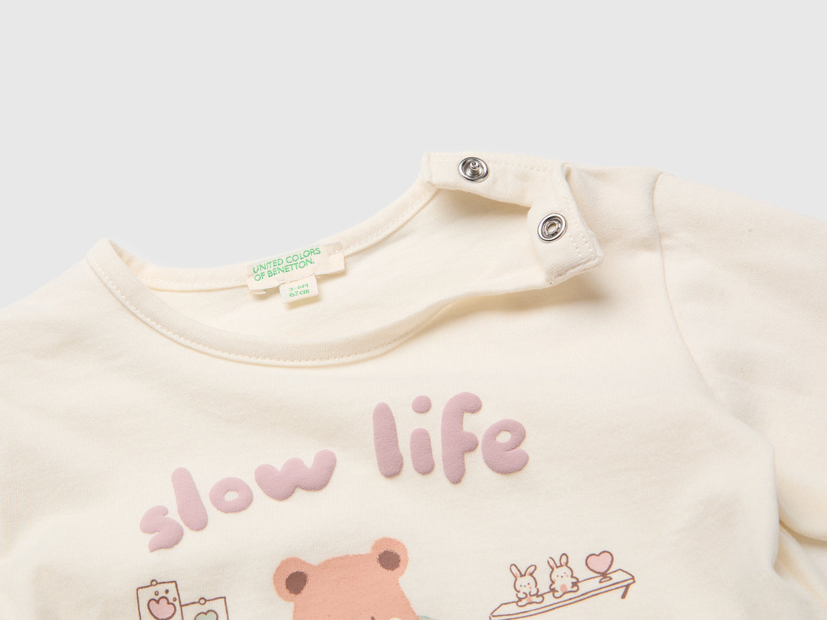 T-shirt con stampa in cotone bio
